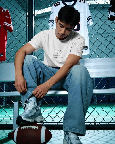 THE MOMO THEORY TEE